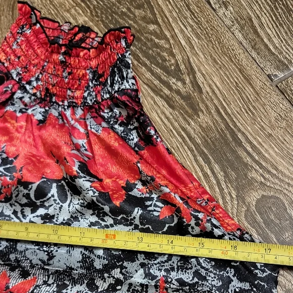 Iz Bayer Floral Halter Top - Red and Black - Picture 5 of 10